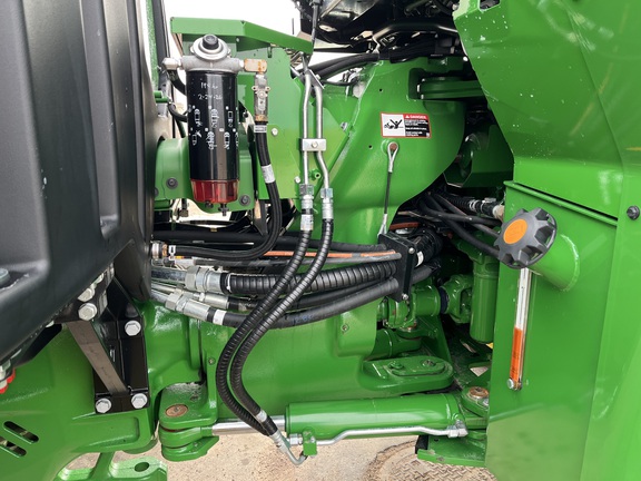 2025 John Deere 9RX 640 Tractor Rubber Track