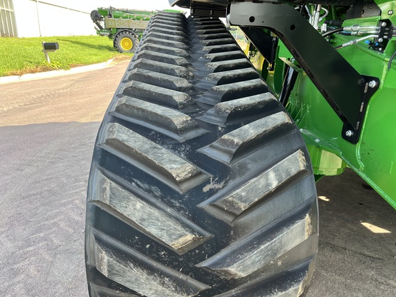 2025 John Deere 9RT 590 Tractor Rubber Track