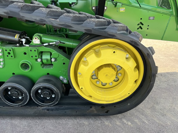 2025 John Deere 9RT 590 Tractor Rubber Track