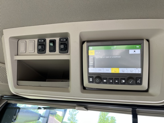 2025 John Deere 9RX 590 Tractor Rubber Track