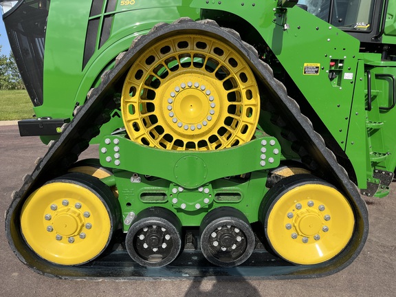 2025 John Deere 9RX 590 Tractor Rubber Track