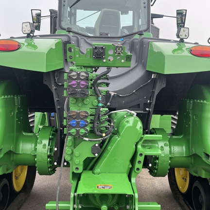 2025 John Deere 9RX 590 Tractor Rubber Track