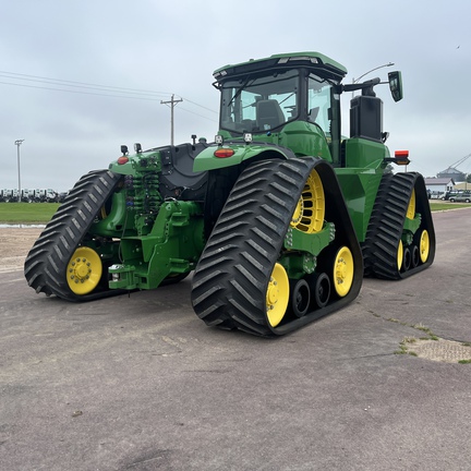 2025 John Deere 9RX 590 Tractor Rubber Track