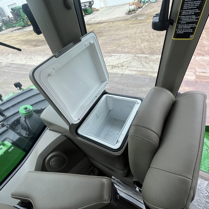 2025 John Deere 9RX 590 Tractor Rubber Track