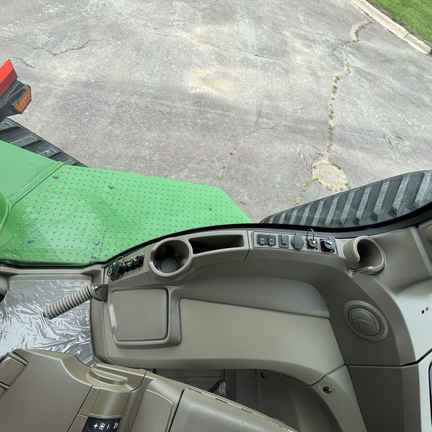 2025 John Deere 9RX 590 Tractor Rubber Track
