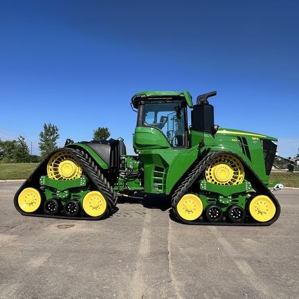 2025 John Deere 9RX 640 Tractor Rubber Track