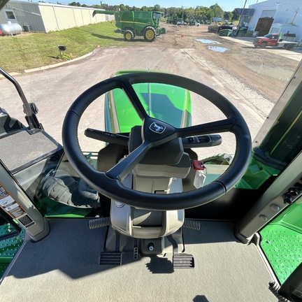 2025 John Deere 9RX 640 Tractor Rubber Track