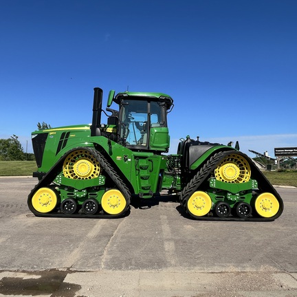 2025 John Deere 9RX 640 Tractor Rubber Track