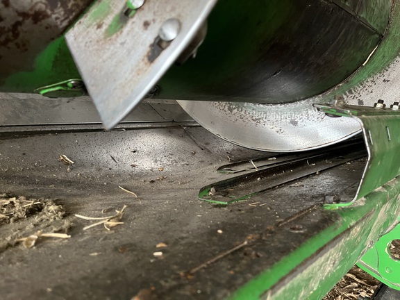 2013 John Deere 635F Header Combine