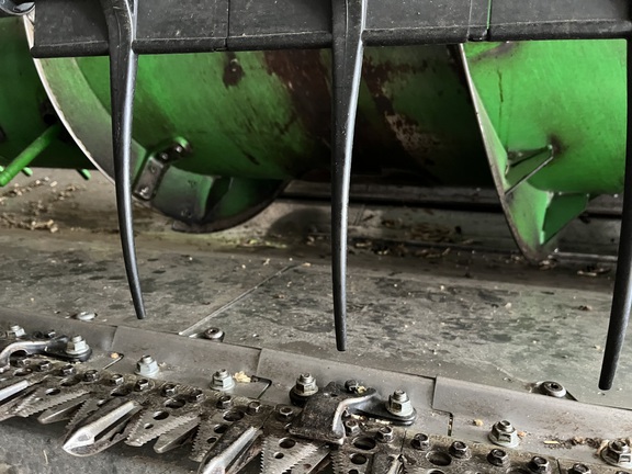 2013 John Deere 635F Header Combine