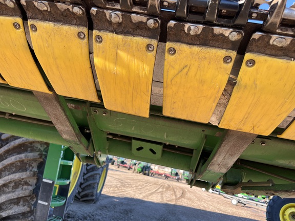 2013 John Deere 635F Header Combine