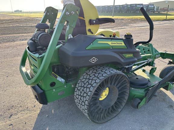 2024 John Deere Z930M Mower/Zero Turn