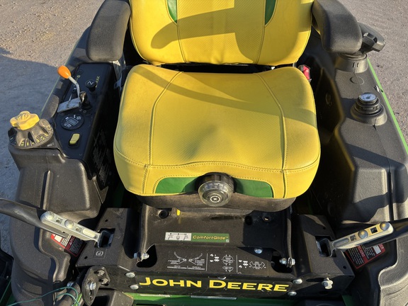 2024 John Deere Z930M Mower/Zero Turn