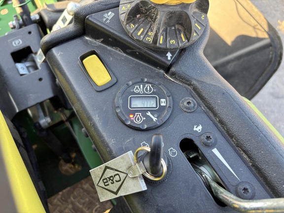 2024 John Deere Z930M Mower/Zero Turn