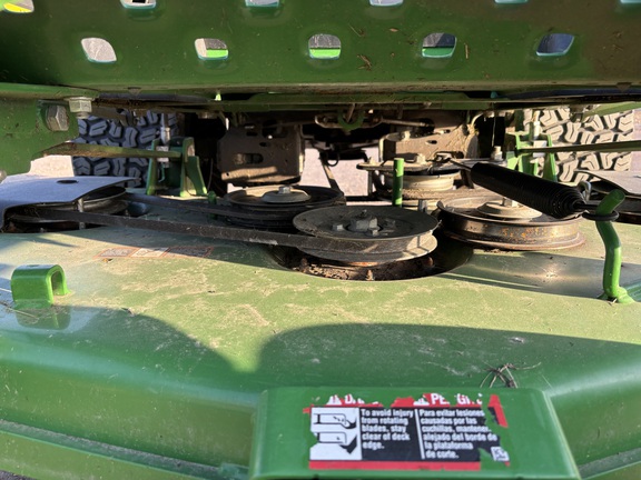 2024 John Deere Z930M Mower/Zero Turn