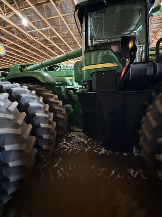 2009 John Deere 9530 Tractor 4WD
