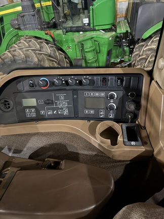 2009 John Deere 9530 Tractor 4WD