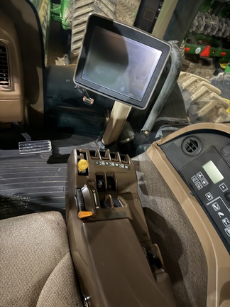 2009 John Deere 9530 Tractor 4WD