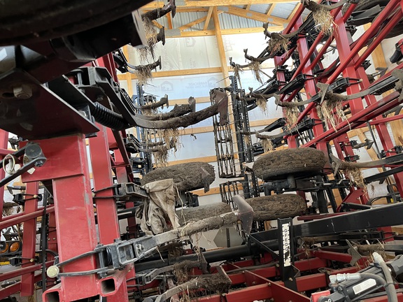 2011 Case IH 200 Field Cultivator