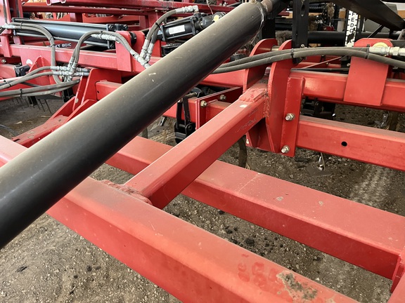 2011 Case IH 200 Field Cultivator