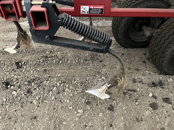 2011 Case IH 200 Field Cultivator