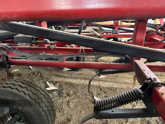 2011 Case IH 200 Field Cultivator