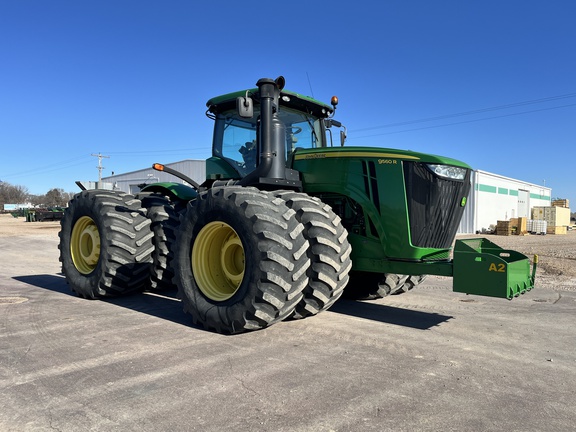 2012 John Deere 9560R Tractor 4WD