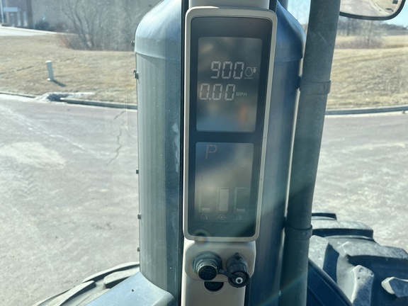 2012 John Deere 9560R Tractor 4WD