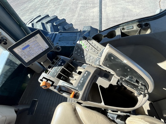 2012 John Deere 9560R Tractor 4WD