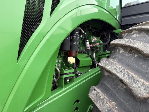 2012 John Deere 9560R Tractor 4WD