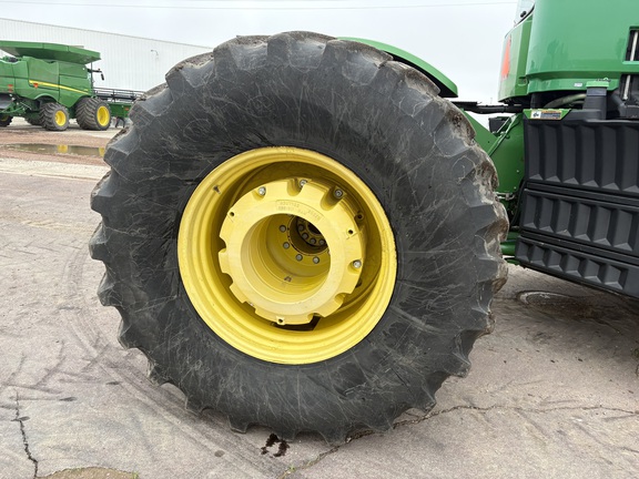 2012 John Deere 9560R Tractor 4WD