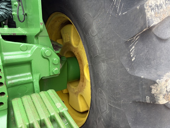 2012 John Deere 9560R Tractor 4WD