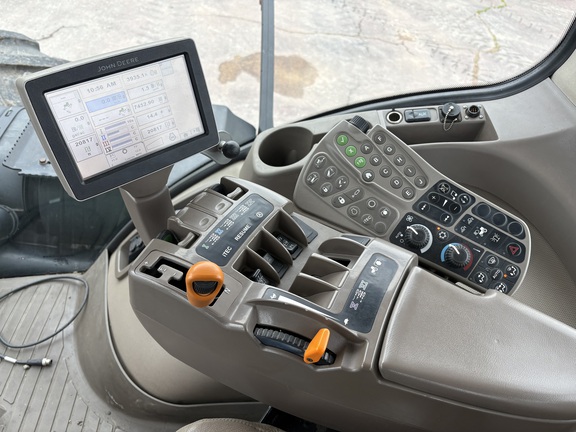 2012 John Deere 9560R Tractor 4WD