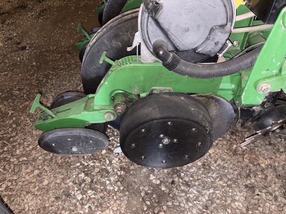 2006 John Deere 1770NT CCS Planter