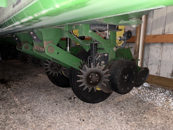 2006 John Deere 1770NT CCS Planter