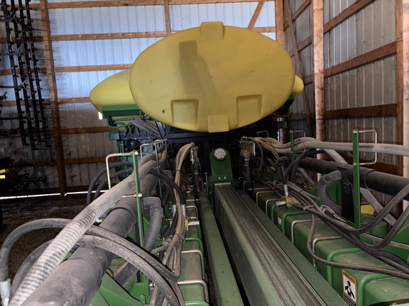 2006 John Deere 1770NT CCS Planter