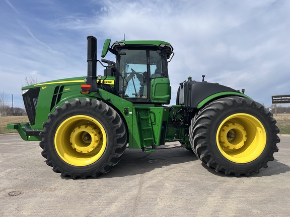 2024 John Deere 9R 590 Tractor 4WD