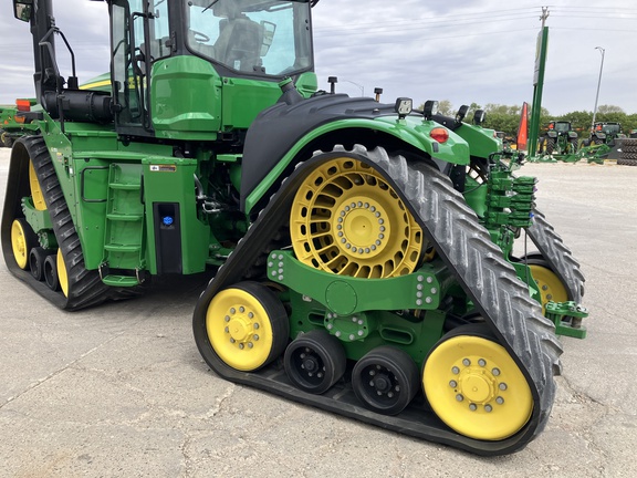 2022 John Deere 9RX 640 Tractor Rubber Track