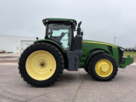 2014 John Deere 8245R Tractor