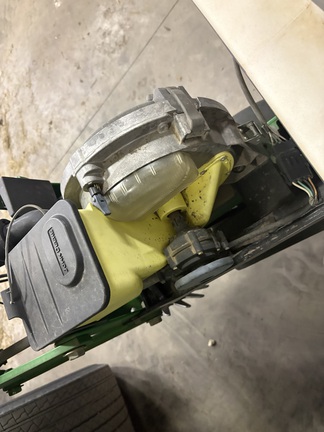 2008 John Deere DB60 Planter