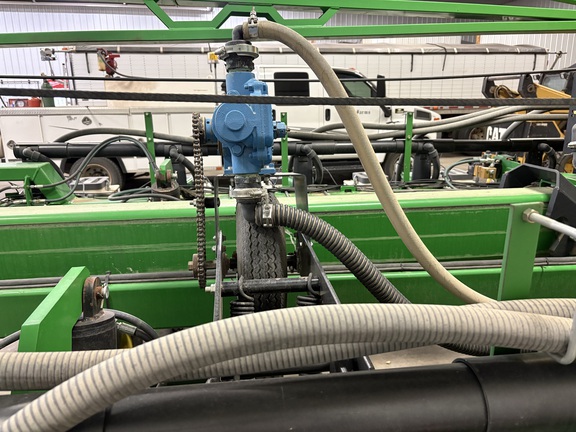 2008 John Deere DB60 Planter