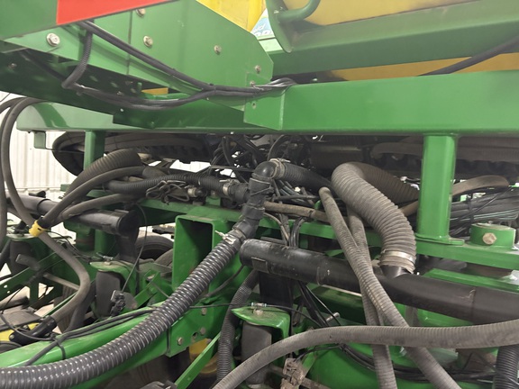 2008 John Deere DB60 Planter
