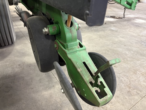 2008 John Deere DB60 Planter