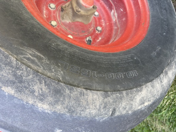 1977 International 186 Tractor