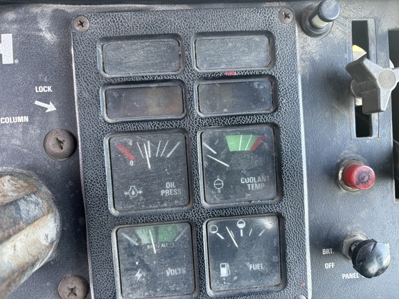 1977 International 186 Tractor
