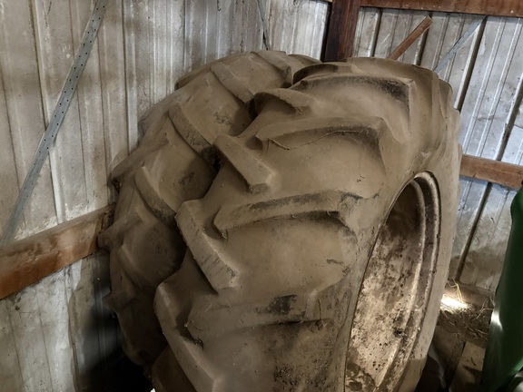 1977 International 186 Tractor