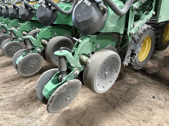 2020 John Deere DB90 Planter