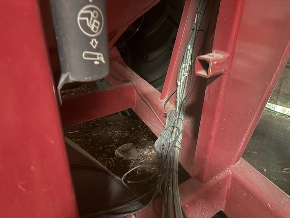 2017 Demco 1050 Grain Cart