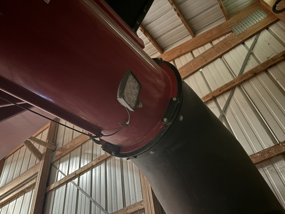 2017 Demco 1050 Grain Cart