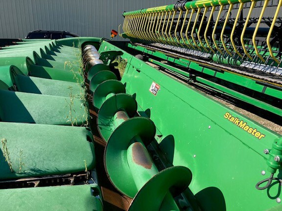 2013 John Deere 612C Header Corn Head